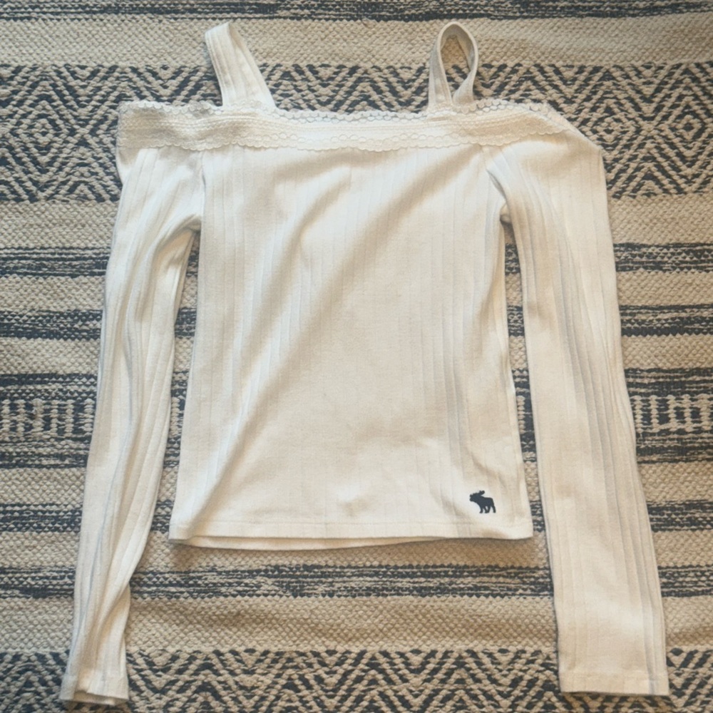 Abercrombie Kids Off-Shoulder Long Sleve